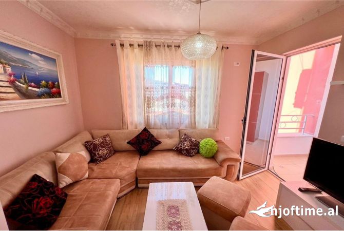 Shtepi ne shitje Apartament ne Tirane, 1+1, Mobilimi E mobiluar, Pagesa 120,000  Euro.