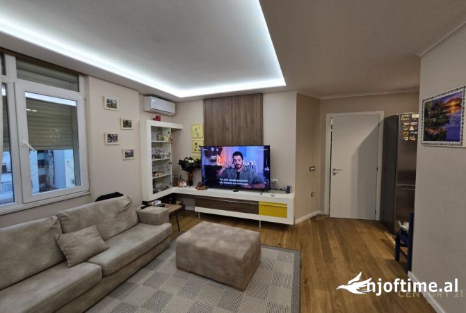 Shtepi ne shitje 2+1 ne Tirane - 210,000 Euro