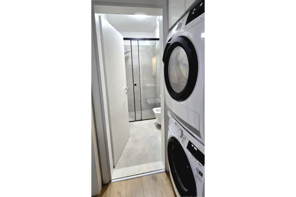 Shtepi ne shitje Apartament ne Tirane, 1+1, Mobilimi Pjeserisht e mobiluar, Pagesa 120,000  Euro.