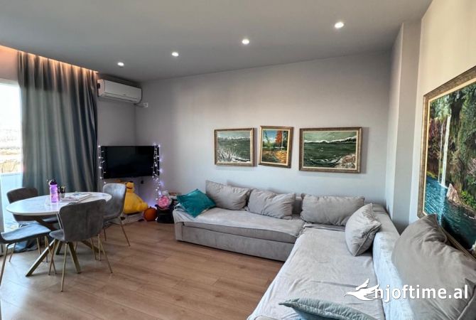 Shtepi ne shitje 1+1 ne Tirane - 130,000 Euro