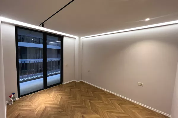 Apartment for rent in Tirana 2+1, Emty