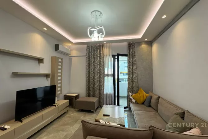 Shtepi me qera 1+1 ne Tirane - 700 Euro