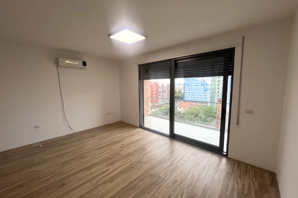 Business Property for Rent 3+1 in Tirana - 800 Euro