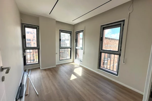 Shtepi ne shitje 2+1 ne Tirane - 210,000 Euro