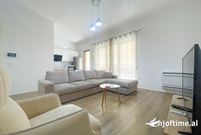 Shtepi ne shitje 2+1 ne Tirane - 430,000 Euro