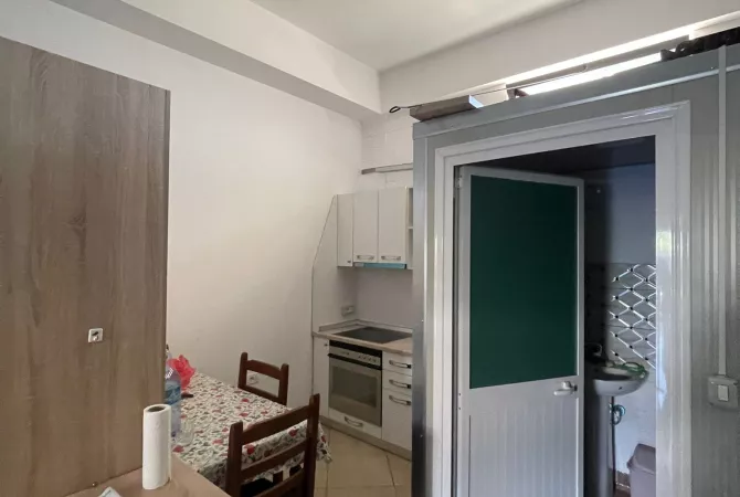 House for Rent Garsoniere in Tirana - 250 Euro
