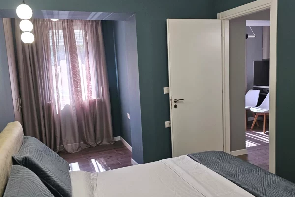 Shtepi me qera 1+1 ne Tirane - 700 Euro