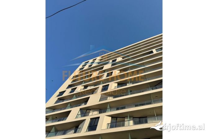 Ambjent biznesi ne shitje 1+1 ne Tirane - 513,000 Euro