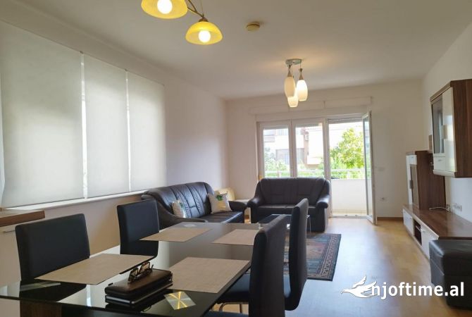 Shtepi me qera 2+1 ne Tirane - 850 Euro
