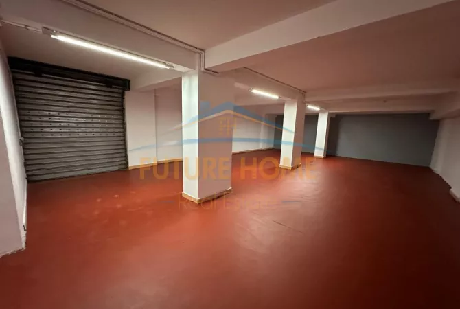 Business Property in Sale 4+1 in Tirana - 350,000 Euro