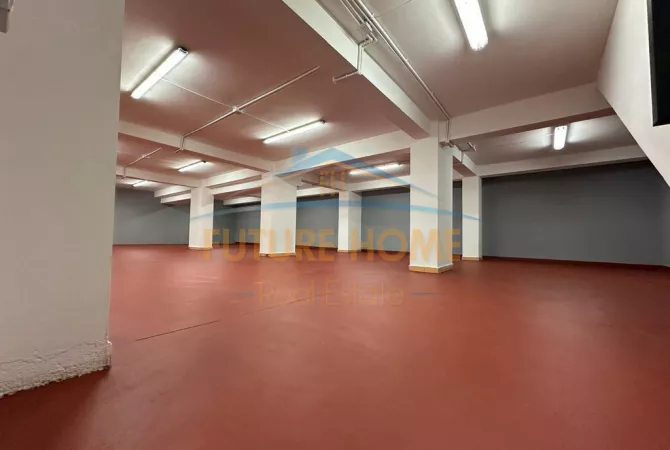 Business Property in Sale 4+1 in Tirana - 350,000 Euro