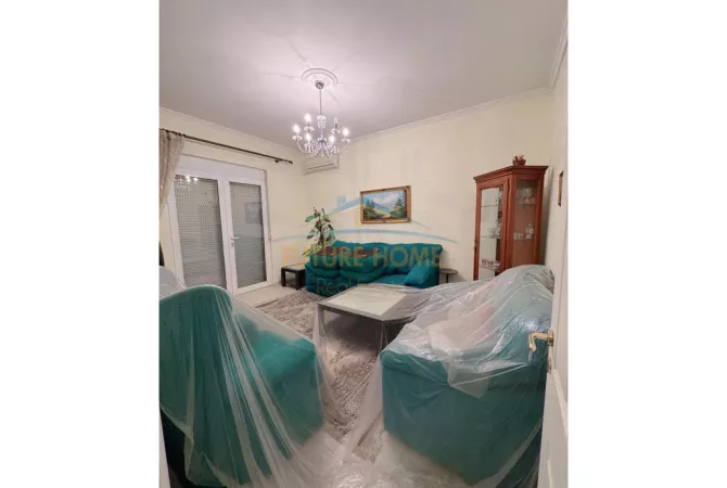 Shtepi ne shitje 1+1 ne Tirane - 90,000 Euro