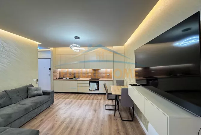 Shtepi ne shitje Apartament ne Tirane, 2+1, Mobilimi E mobiluar, Pagesa 210,000  Euro.
