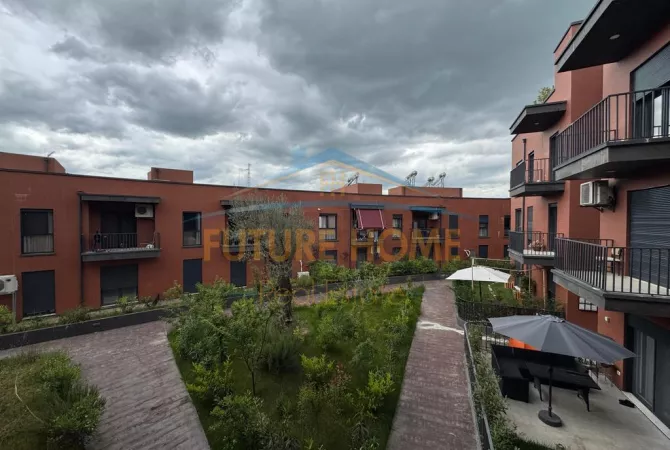 Shtepi ne shitje Apartament ne Tirane, 2+1, Mobilimi E mobiluar, Pagesa 210,000  Euro.