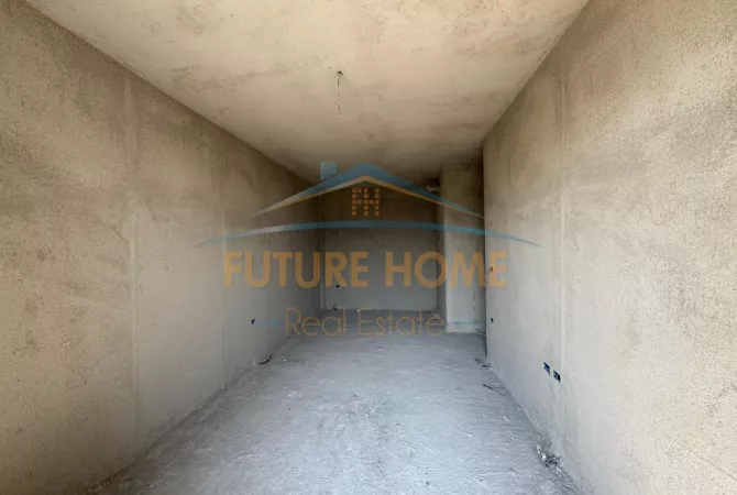 Apartment for sale in Tirana 2+1, Emty