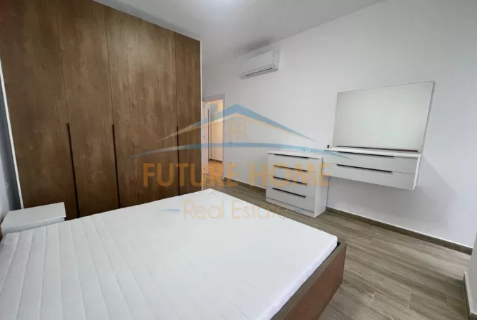 Shtepi me qera 2+1 ne Tirane - 1,200 Euro