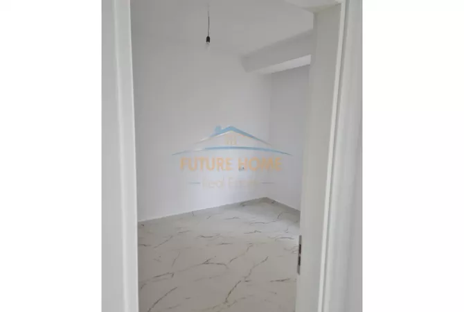 Ambient biznesi me qera 1+1 ne Tirane - 850 Euro