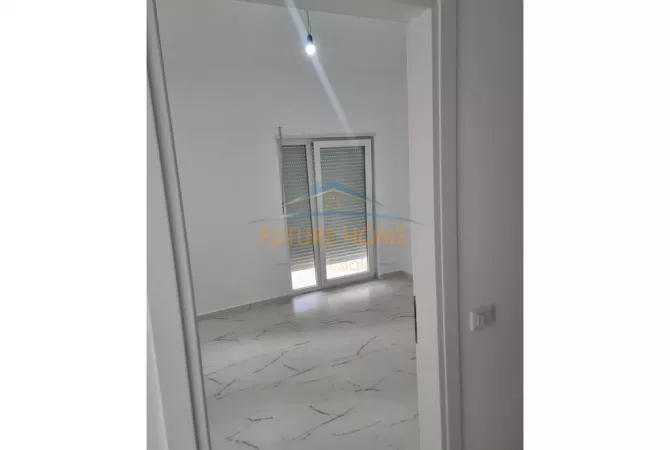 Ambient biznesi me qera 1+1 ne Tirane - 850 Euro