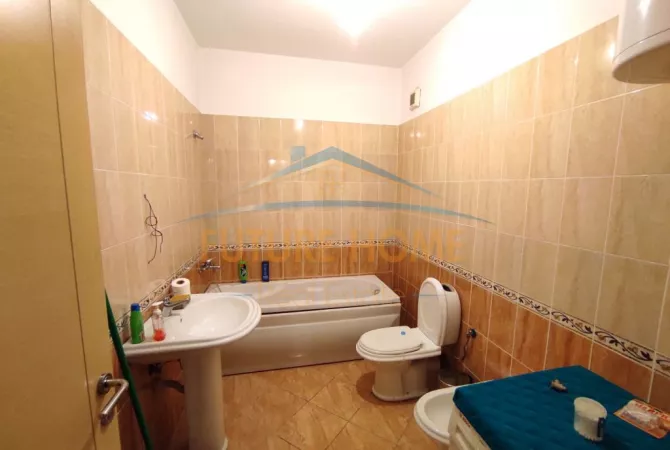 Shtepi me qera 2+1 ne Tirane - 650 Euro