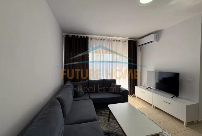 Shtepi me qera 2+1 ne Tirane - 800 Euro