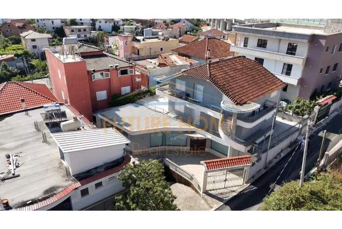Casa in vendita 4+1 a Tirana - 450,000 Euro