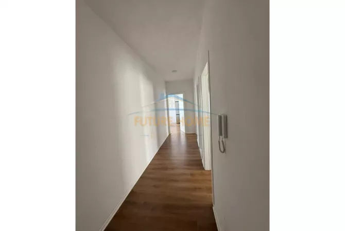 Shtepi me qera 2+1 ne Tirane - 800 Euro