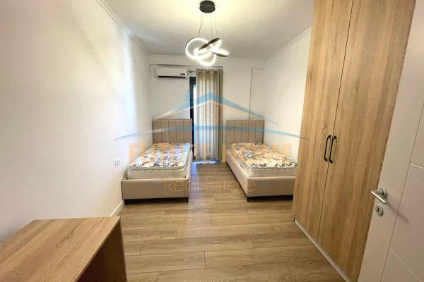 Shtepi me qera 2+1 ne Tirane - 800 Euro