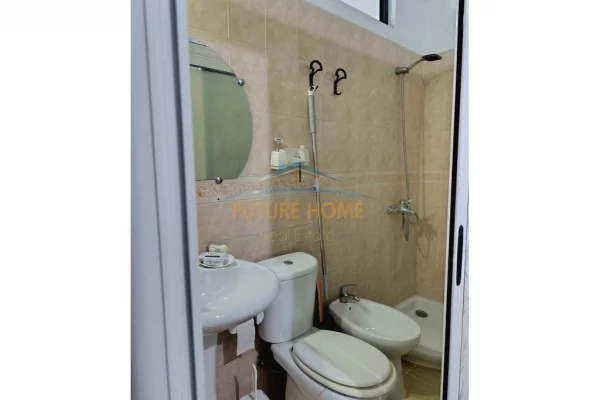 Shtepi ne shitje Apartament ne Tirane, 2+1, Mobilimi E mobiluar, Pagesa 211,500  Euro.