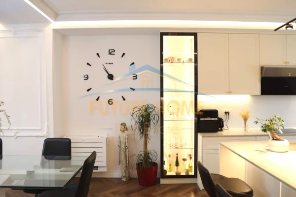 Shtepi ne shitje 4+1 ne Tirane - 650,000 Euro