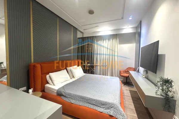 Shtepi me qera Apartament ne Tirane, 3+1, Mobilimi E mobiluar, Pagesa 2,300  Euro.