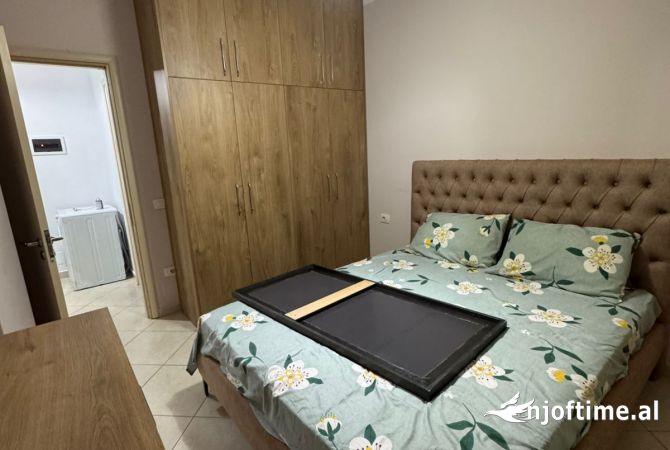Shtepi me qera 1+1 ne Tirane - 400 Euro