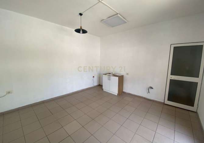 Ambient biznesi me qera 1+1 ne Tirane - 250 Euro