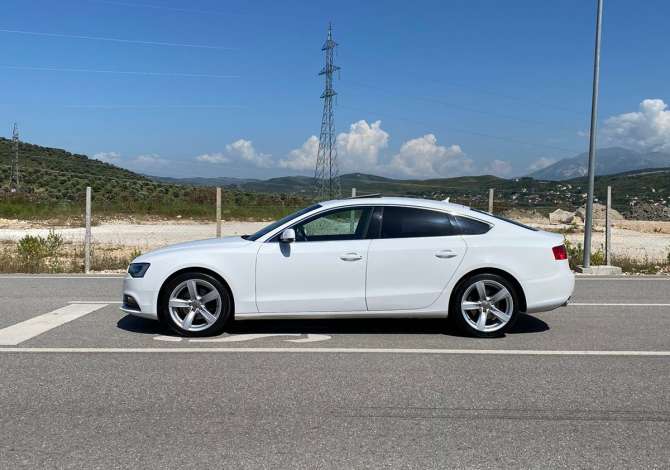 Makina ne shitje ne Vlore - 13,200 Euro