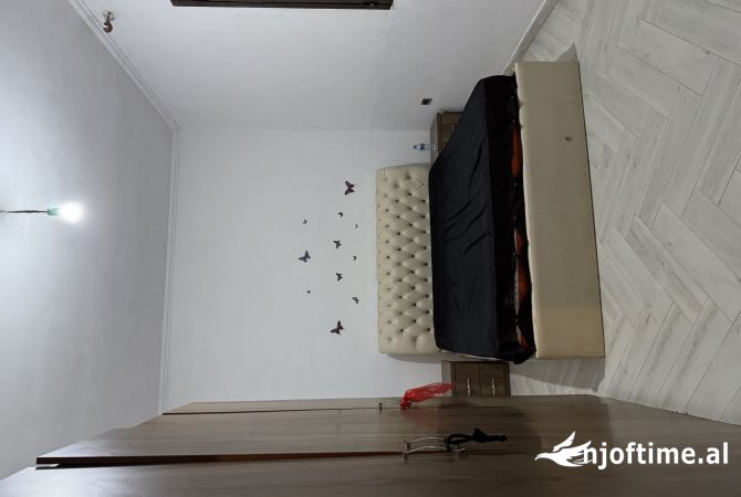 Shtepi me qera 2+1 ne Tirane - 370 Euro