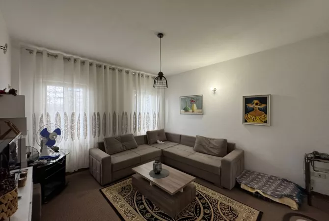 Shtepi ne shitje 4+1 ne Tirane - 349,000 Euro