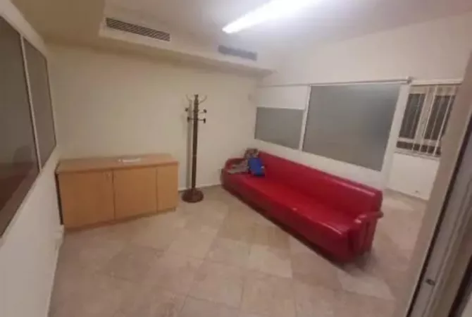 Ambient biznesi me qera 3+1 ne Tirane - 600 Euro