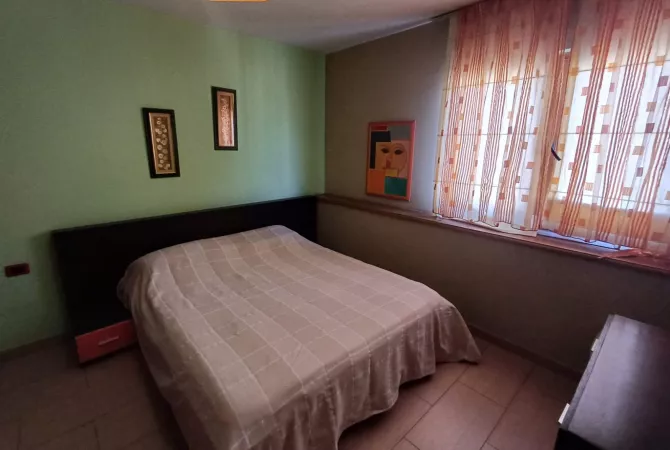 Shtepi me qera Apartament ne Tirane, 2+1, Mobilimi E mobiluar, Pagesa 650  Euro.