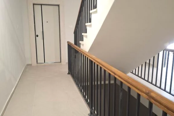 Apartment for sale in Tirana 2+1, Emty