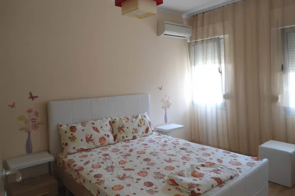 APARTAMENT 1+1+PARKIM LIQENI I THATE 630 EURO 