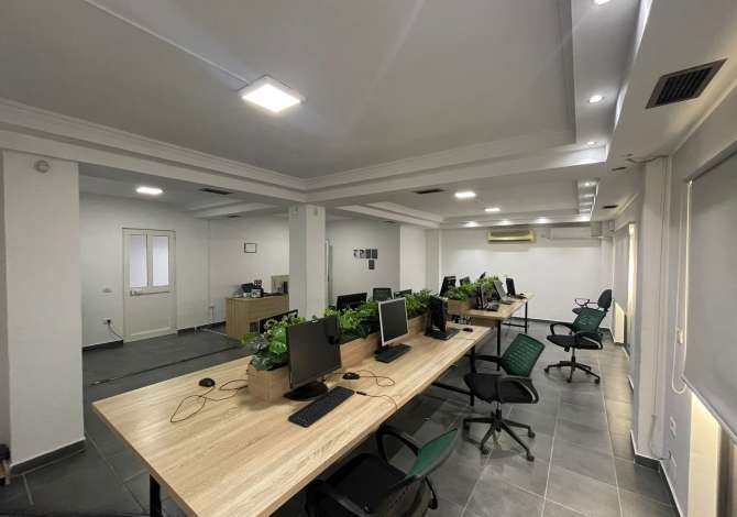 Ambient biznesi me qera 3+1 ne Tirane - 1,500 Euro