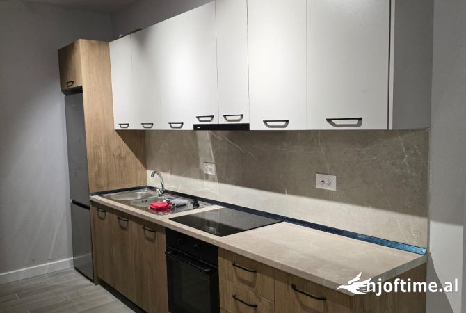 Shtepi me qera 2+1 ne Tirane - 500 Euro