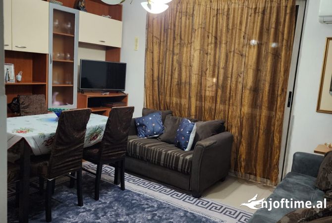 Shtepi me qera 2+1 ne Tirane - 550 Euro