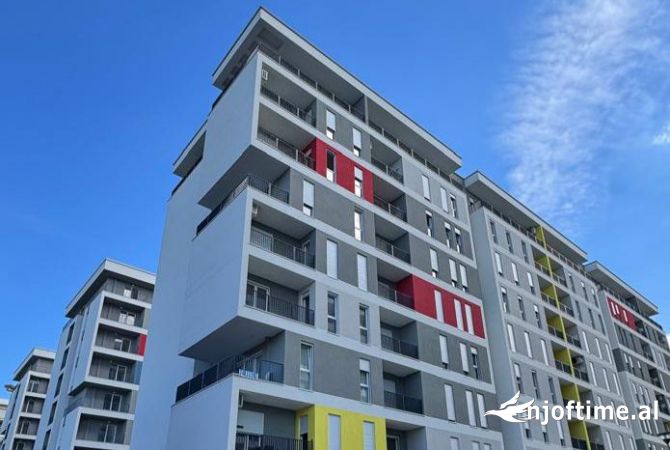 Ambient biznesi ne shitje 2+1 ne Tirane - 154,000 Euro