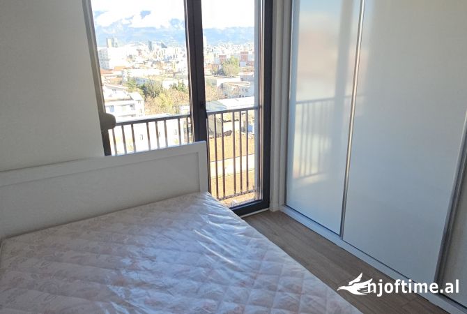 Shtepi me qera Apartament ne Tirane, 2+1, Mobilimi E mobiluar, Pagesa 450  Euro.