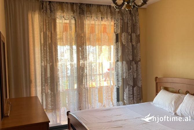 Shtepi me qera 2+1 ne Tirane - 600 Euro