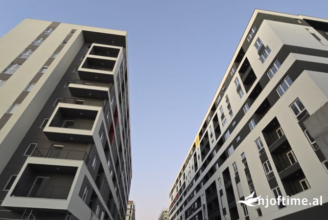 Ambient biznesi ne shitje 1+1 ne Tirane - 174,000 Euro