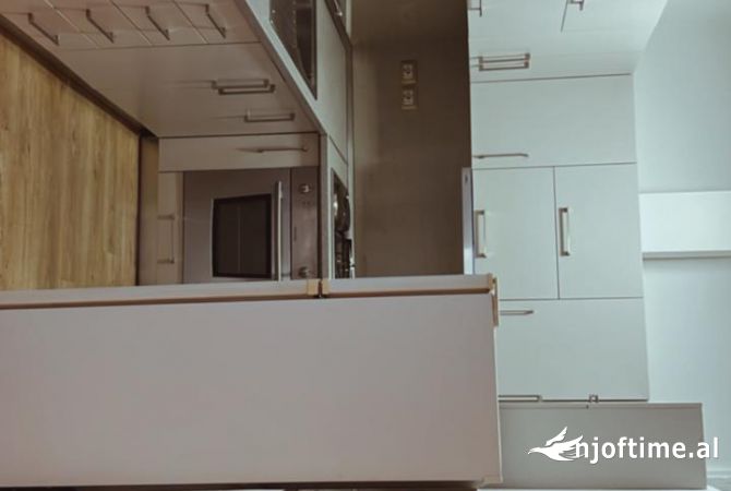 Shtepi me qera 1+1 ne Tirane - 430 Euro