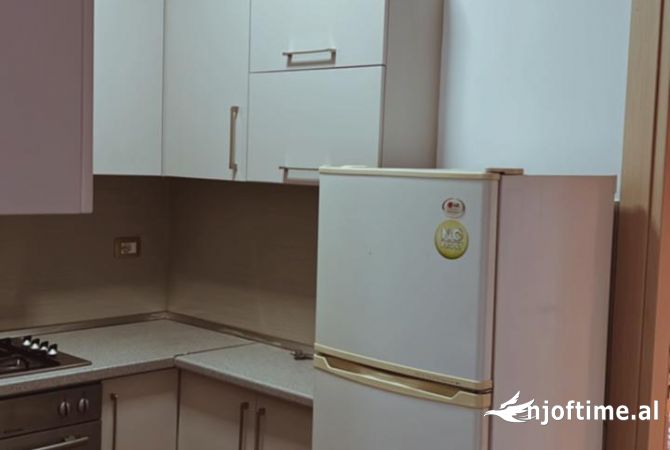 Shtepi me qera 1+1 ne Tirane - 430 Euro