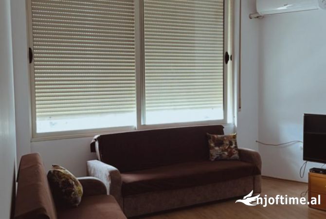 Shtepi me qera 1+1 ne Tirane - 430 Euro