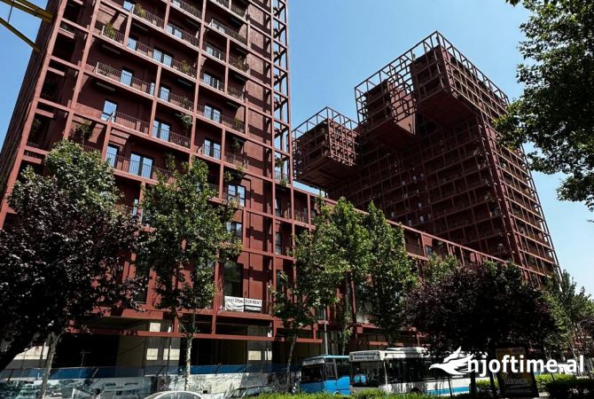 Ambient biznesi me qera 3+1 ne Tirane - 1,450 Euro
